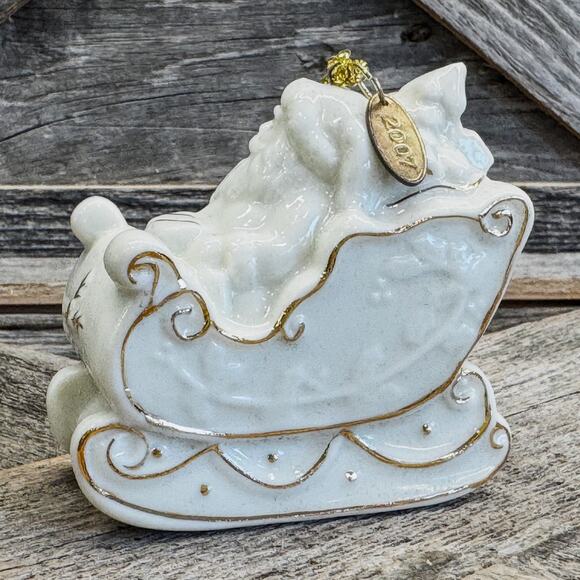 St. Nicholas Square, Santa’s Sleigh and Toys Porcelain Ornament, Original Box - Picture 6 of 9